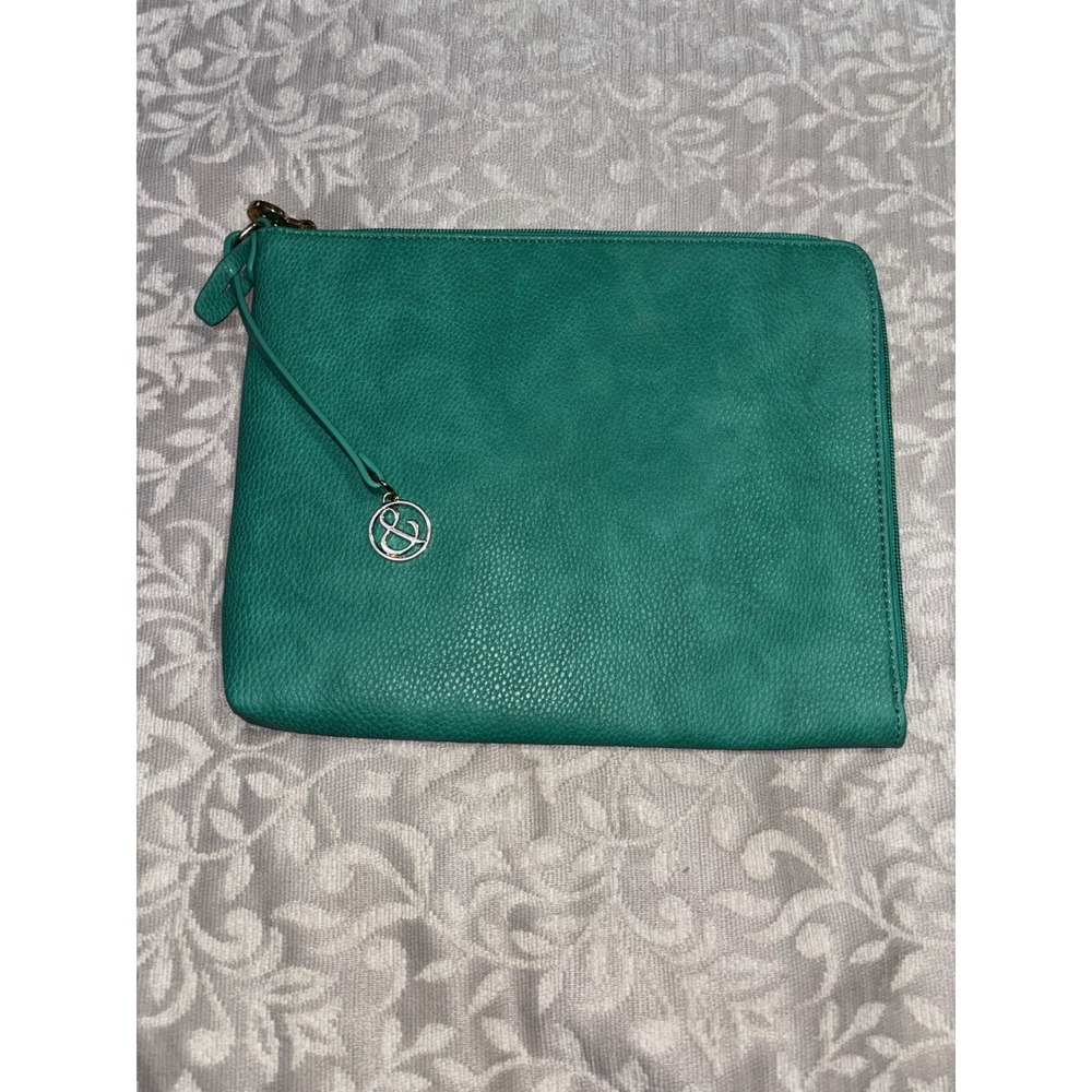 Mary & Martha Teal Green Pebbled Faux‎ Leather Zip Clutch Wallet Eph 6:10-18